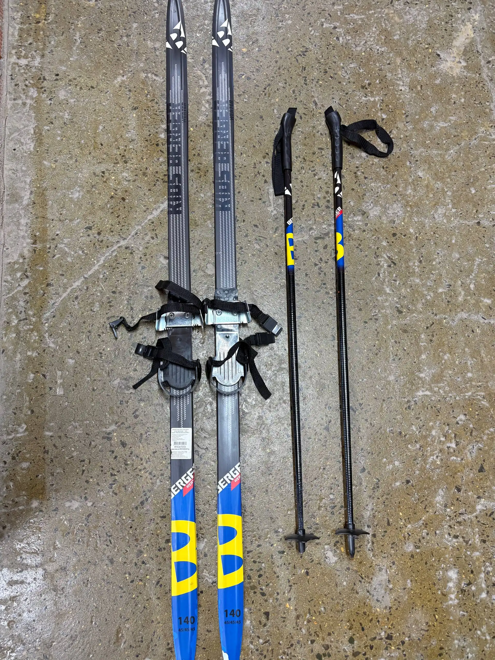 Крепление под ботинок - Спортивный инвентарь (Хобби и отдых) в Новосибирск