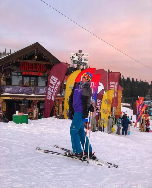 Горнолыжные штаны Spyder и женская куртка - Ткани в Новосибирск