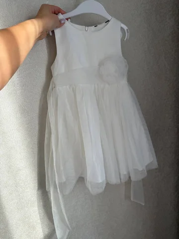 Платье нарядное 98 размер - частное объявление в Новосибирск