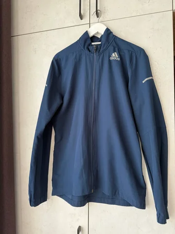 Мужская тонкая футболка для бега размер М - частное объявление в Новосибирск