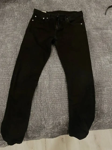 Джинсы Levi's 512 мужские оригинал - частное объявление в Новосибирск