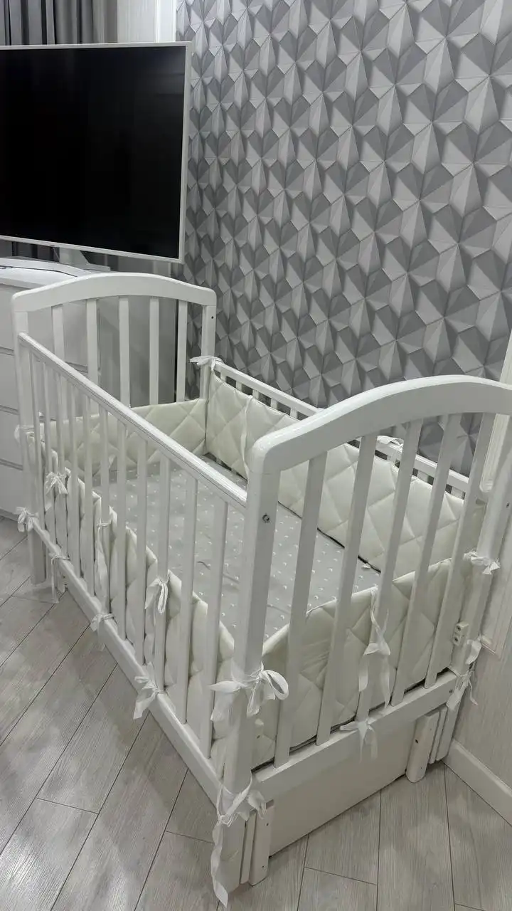 Продам детскую кроватку - Детская мебель (Товары для детей) в Новосибирск