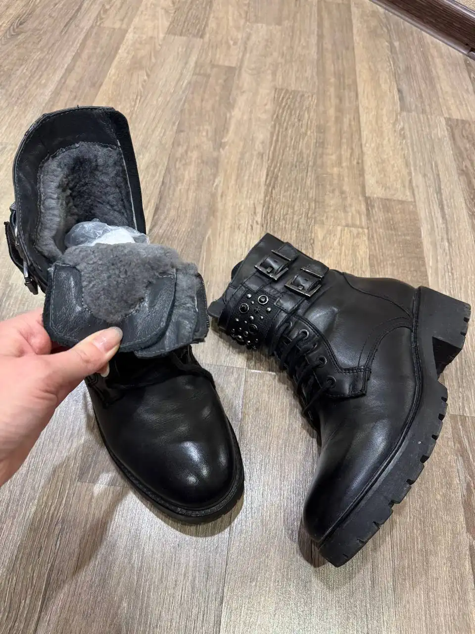 Зимние ботинки Nero Giardini Италия 38 размер - Обувь (Одежда) в Новосибирск