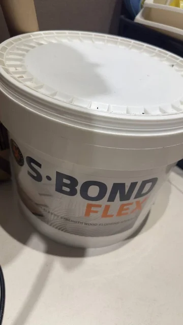 Клей для паркета и инженерной доски 14кг - Растения и сад в Новосибирск