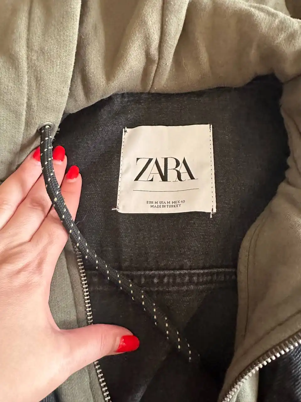 Куртка джинсовая мужская Zara размер М - Мужская одежда (Одежда) в Новосибирск