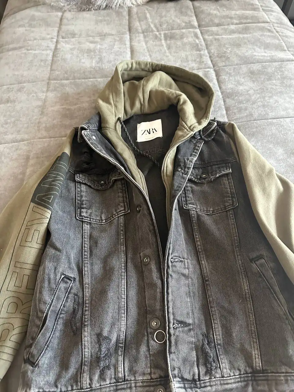 Куртка джинсовая мужская Zara размер М - Мужская одежда (Одежда) в Новосибирск