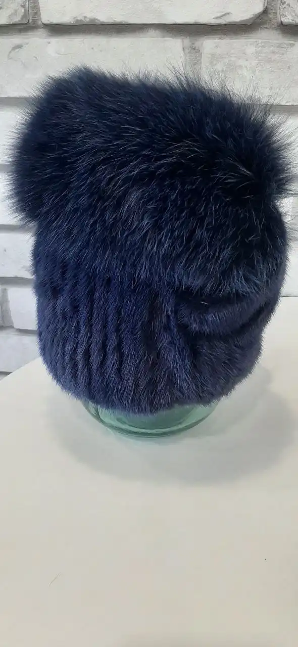 Шапки б/у в разном состоянии - Головные уборы (Одежда) в Новосибирск