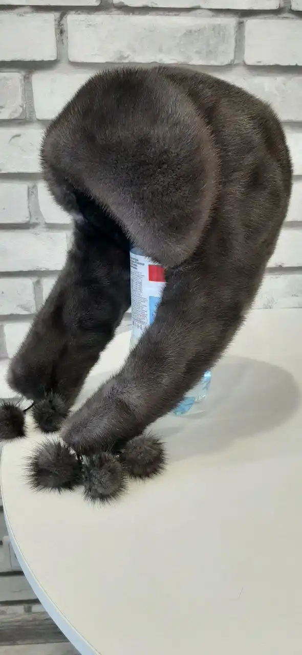 Шапки б/у в разном состоянии - Головные уборы (Одежда) в Новосибирск