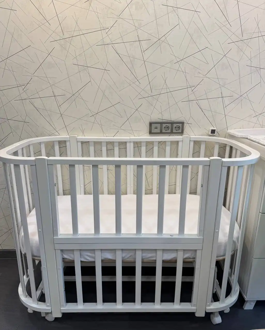 Продам детскую кроватку с маятником 120*60 - Кроватки (Товары для детей) в Новосибирск