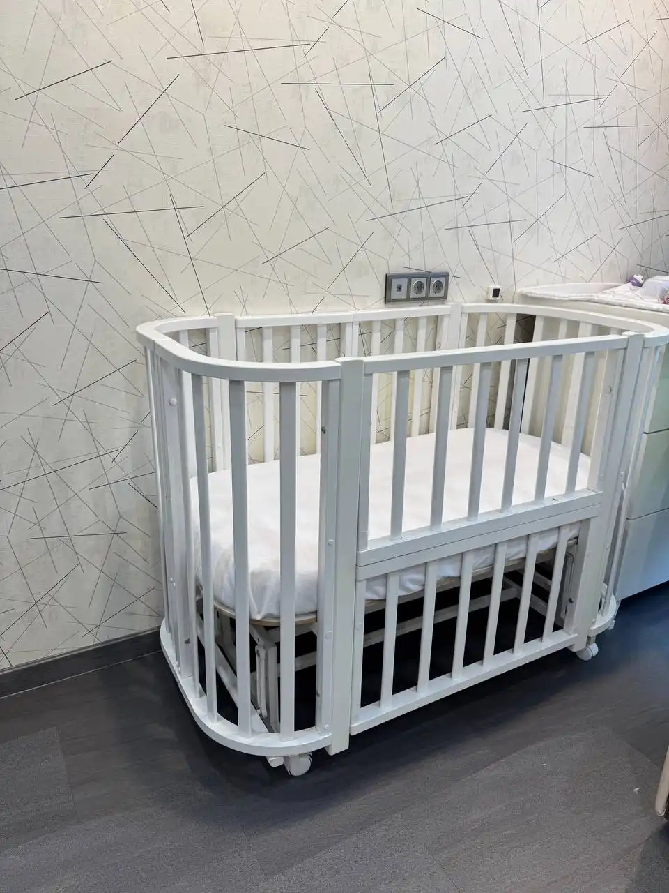 Продам детскую кроватку с маятником 120*60 - Кроватки (Товары для детей) в Новосибирск