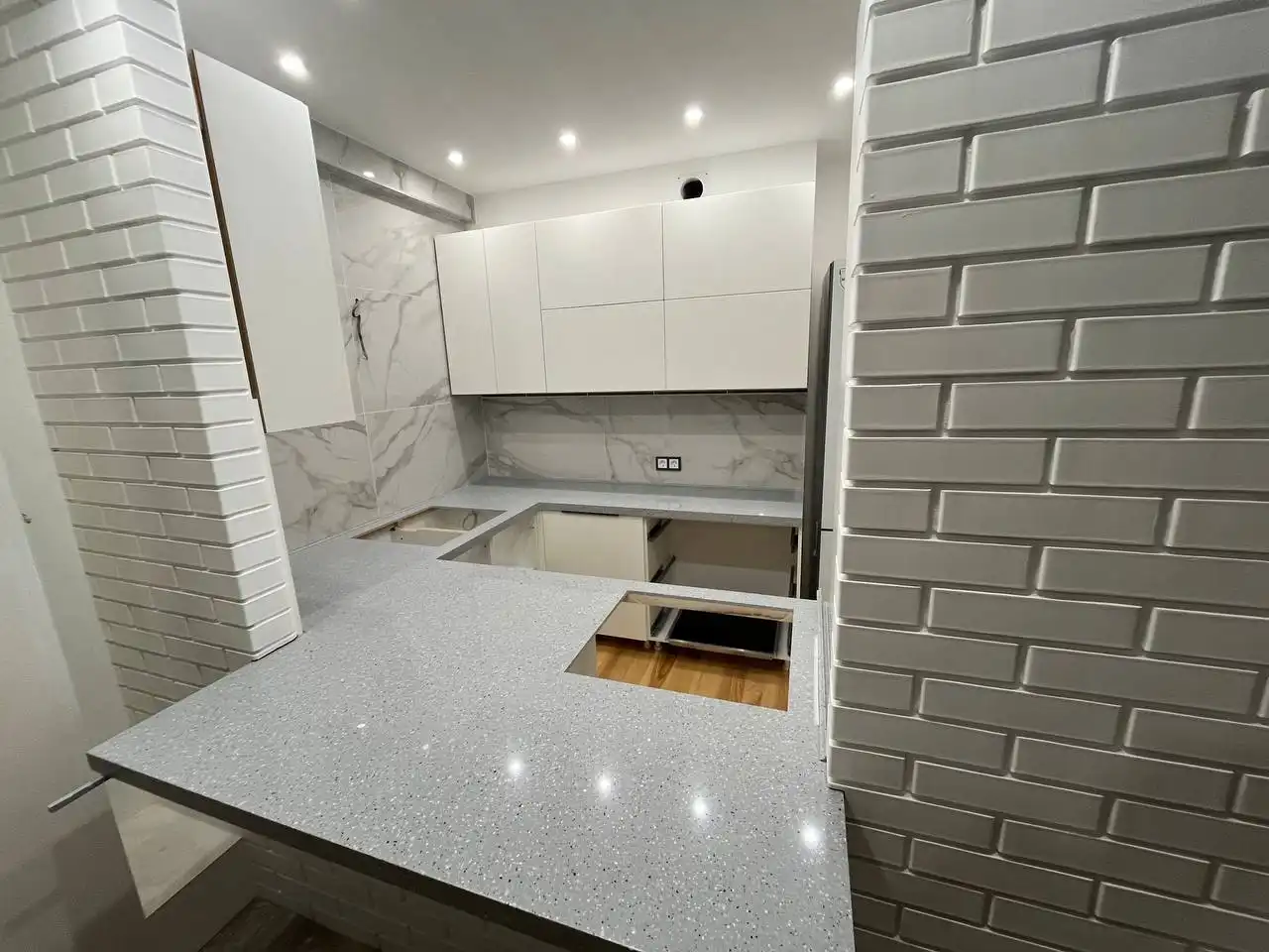 Изготовление столешниц и изделий из камня - Производство и изготовление (Услуги) в Новосибирск