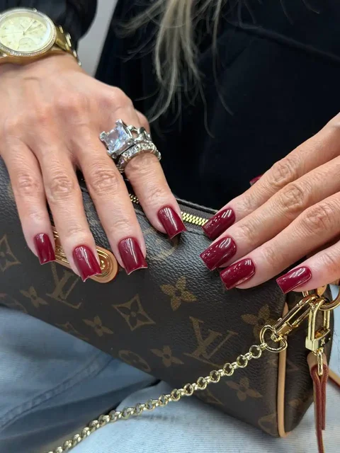 Маникюр и педикюр в шаговой доступности - Образование и курсы в Новосибирск