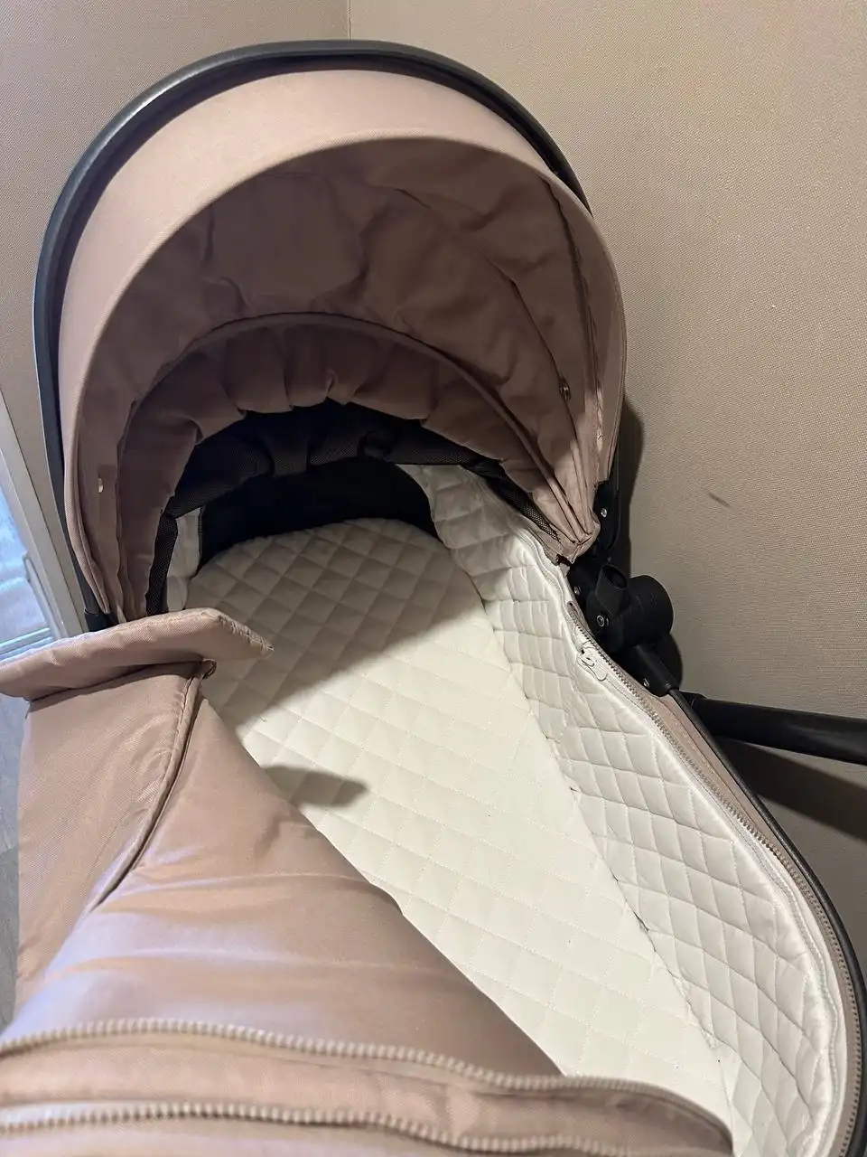 Коляска Luxmom 3 в 1 с перекидной ручкой - Коляски (Товары для детей) в Новосибирск