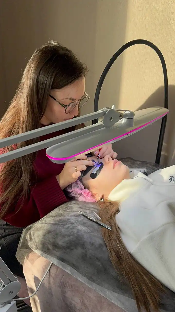 Наращивание ресниц в Новосибирске - Наращивание ресниц (Услуги) в Новосибирск