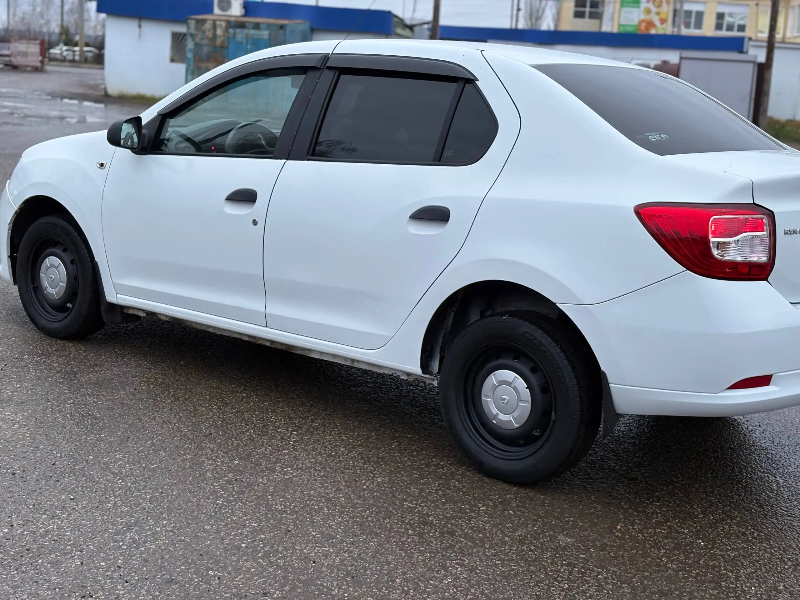Renault Logan 2015 года