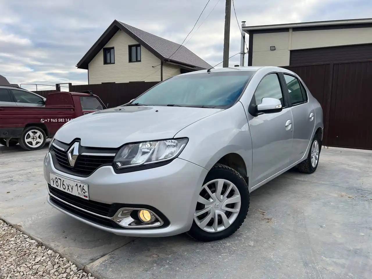 Рено Логан 2 2015 года