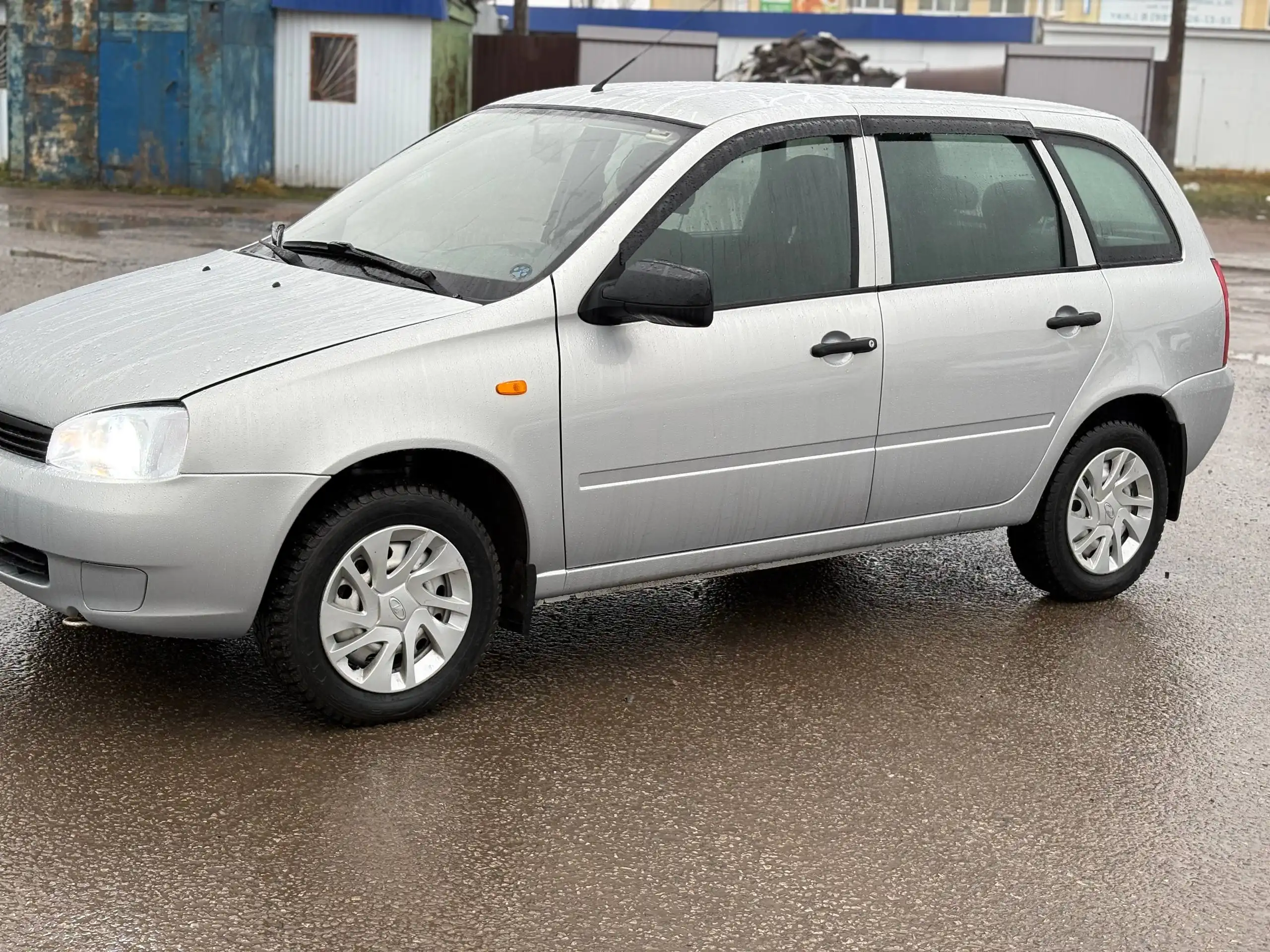 Lada Kalina 2011 года в отличном состоянии