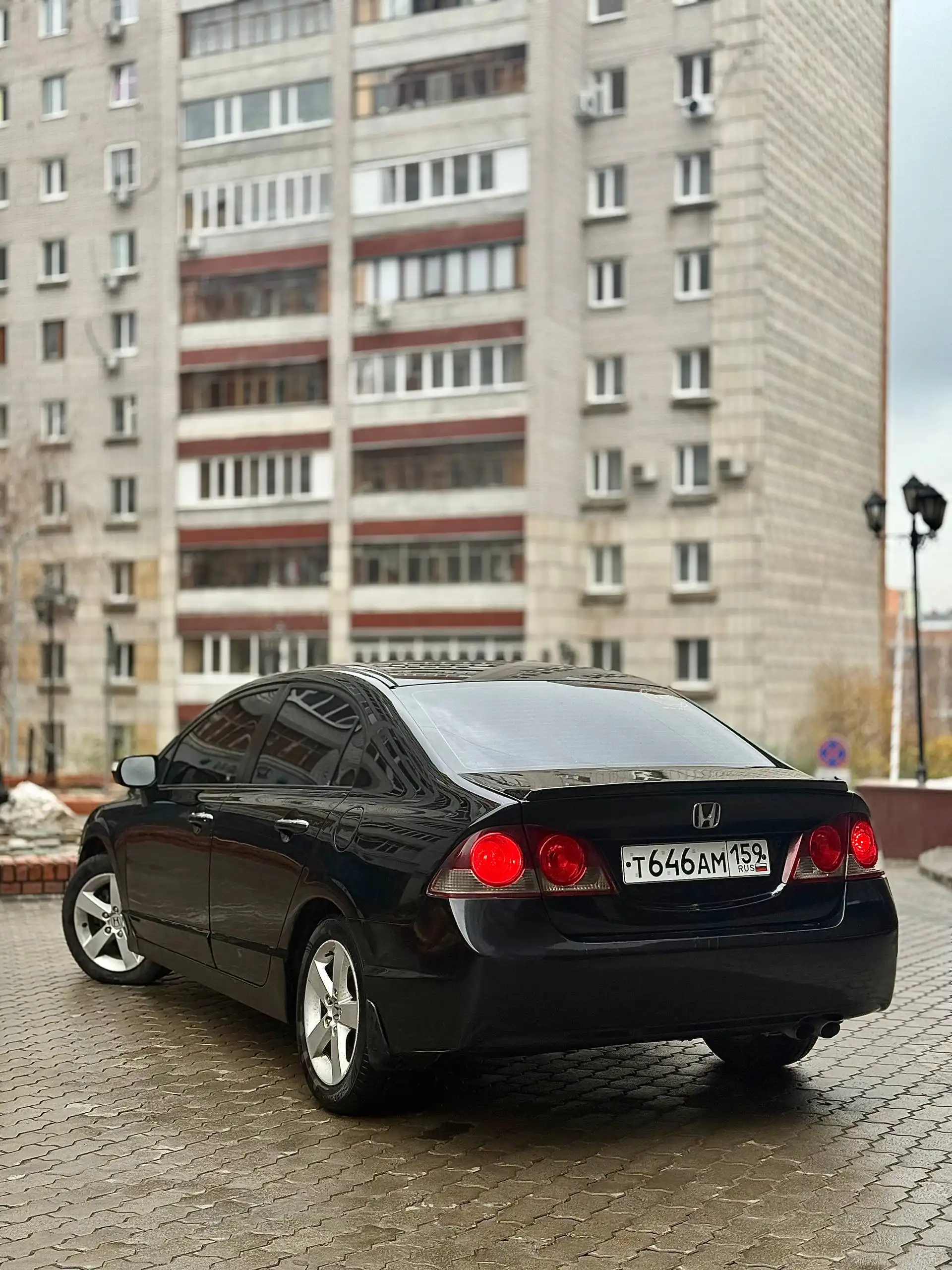 Продажа Honda Civic 2008 года в максимальной комплектации