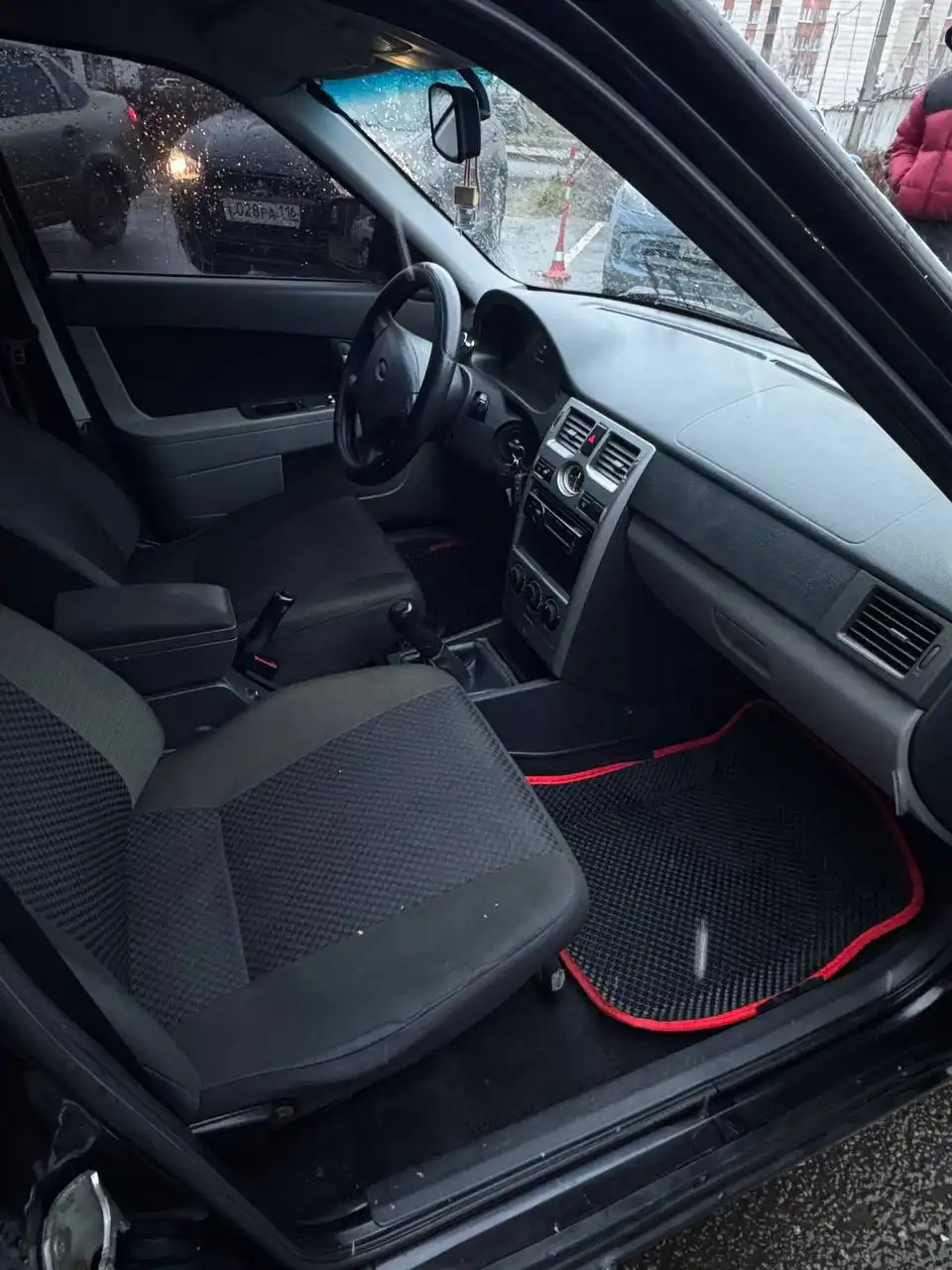 Продажа Лады Приоры 2011 года