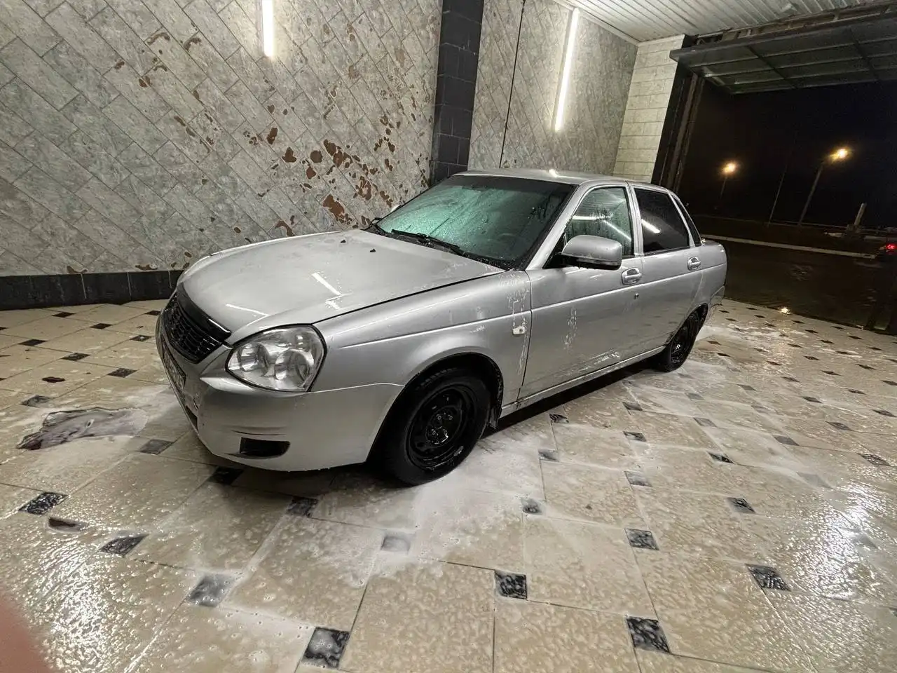 Продается Лада Приора в отличном состоянии