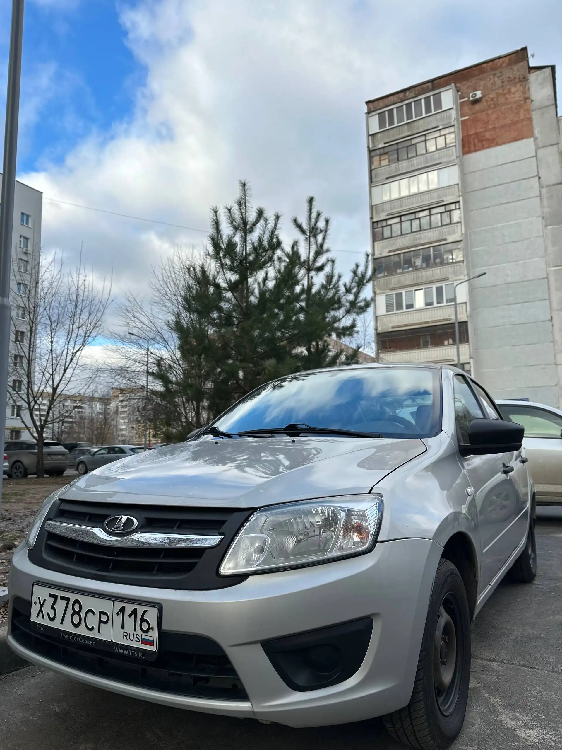 Лада Гранта 2017 года в Казани