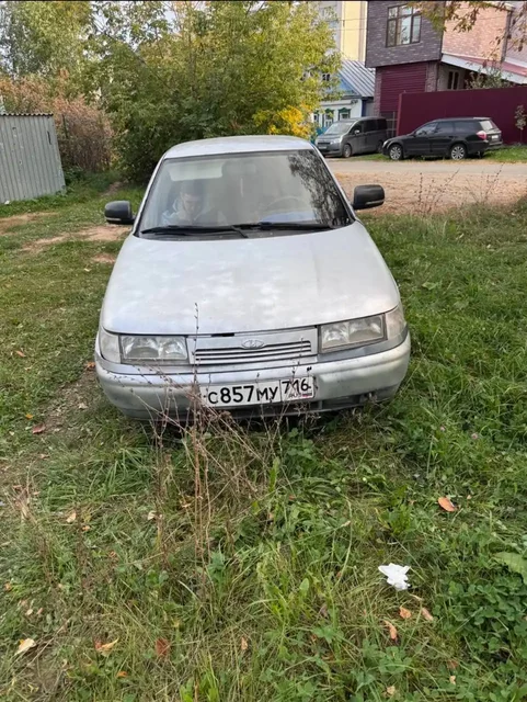 ВАЗ 2112 на учете, без запретов и штрафов - Авто в Казань