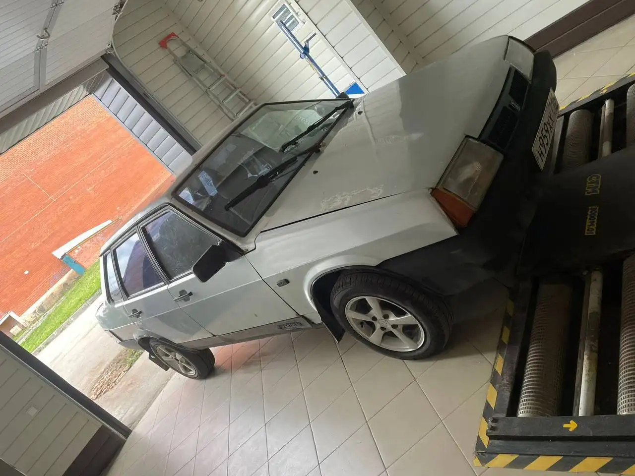 Продажа ВАЗ 21099 инжектор