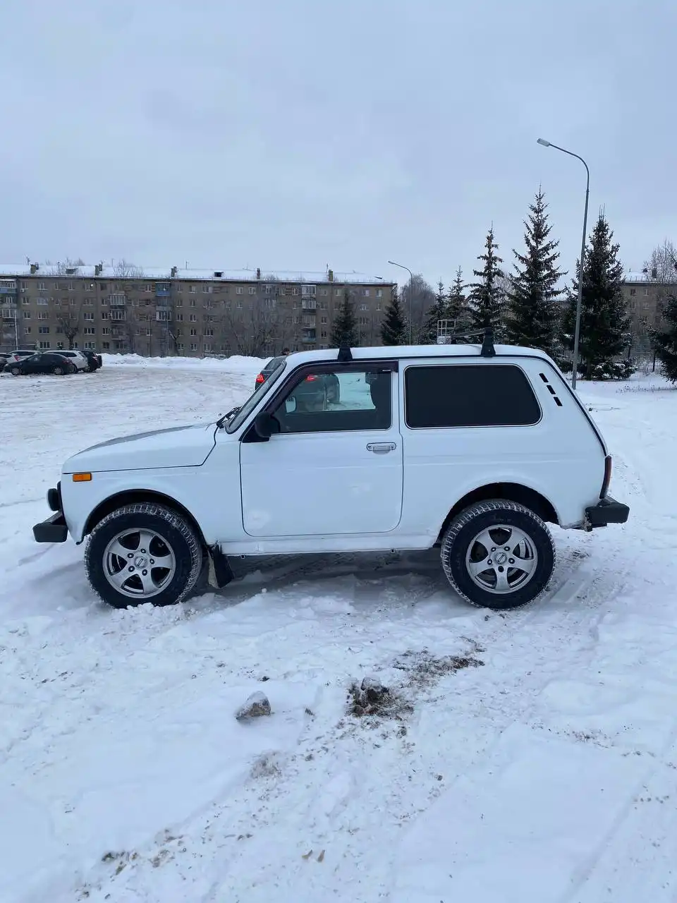 Продажа Нива 4x4 2013 года