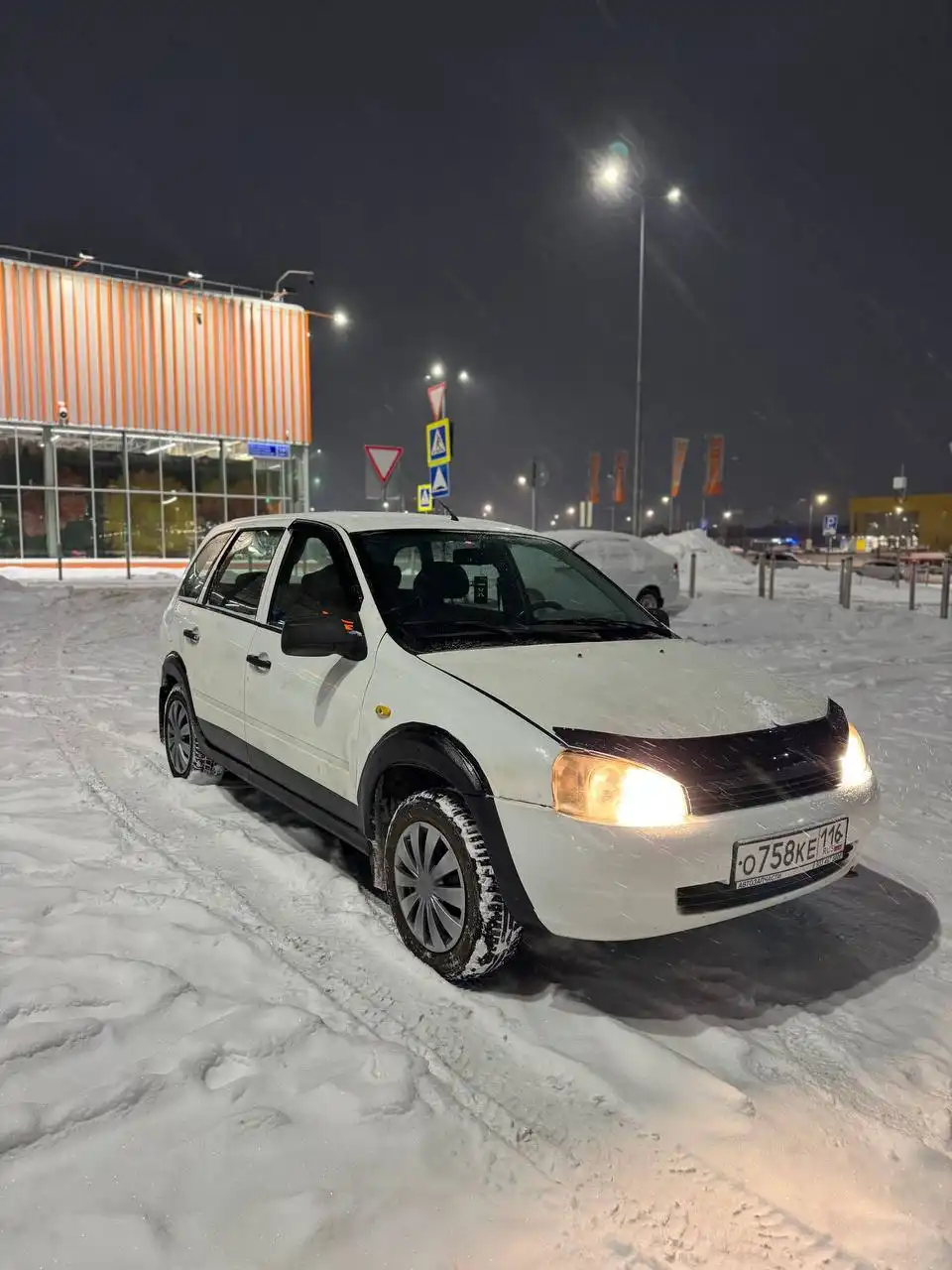 Продажа автомобиля 11 год 1 хоз Зеленая тека Эур Музыка Стеклаши Сигналка На зиме Лето на дисках в подарок - Авто в Казань