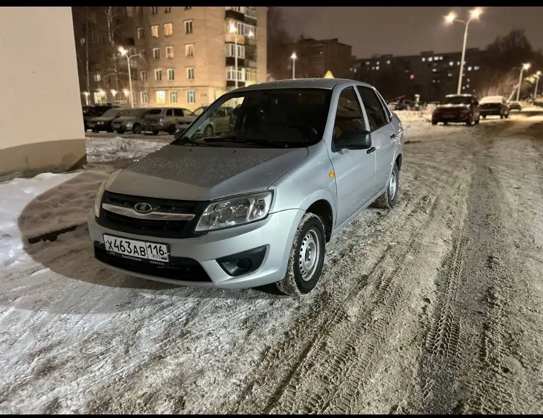 Продажа Лада Гранта 2015 года