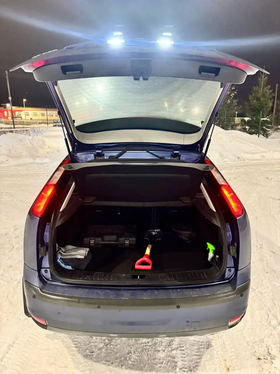 Продам Ford Focus 2, 2.0 л, автомат, пробег 261 тыс. км