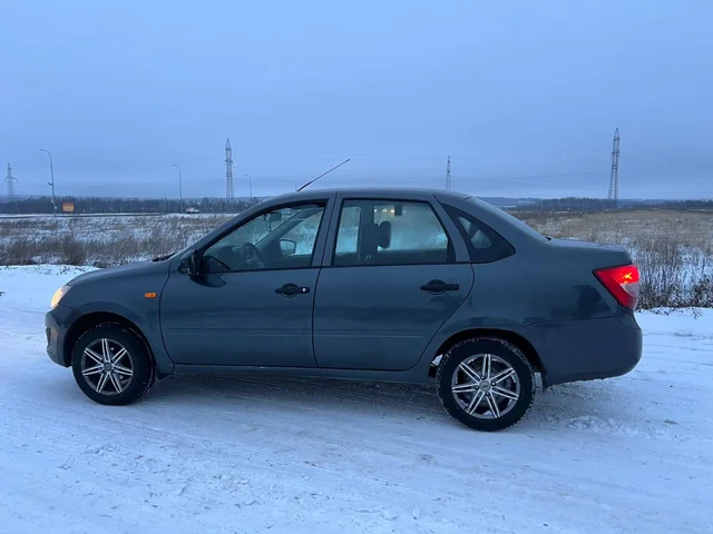 Продажа Лада Гранта 2015 года - Авто в Казань