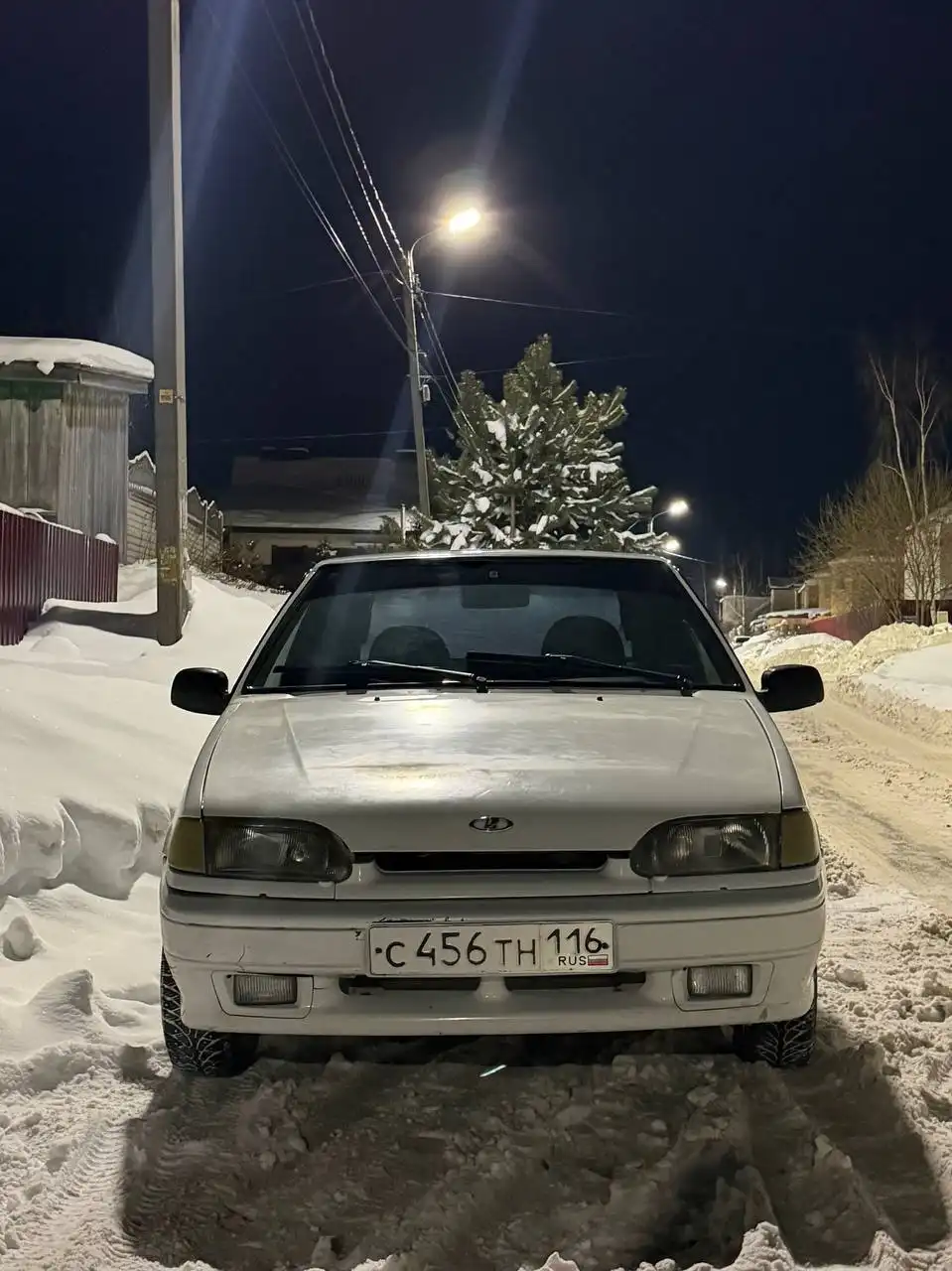 Автомобиль 2013 года, люкс комплектация - Авто в Казань