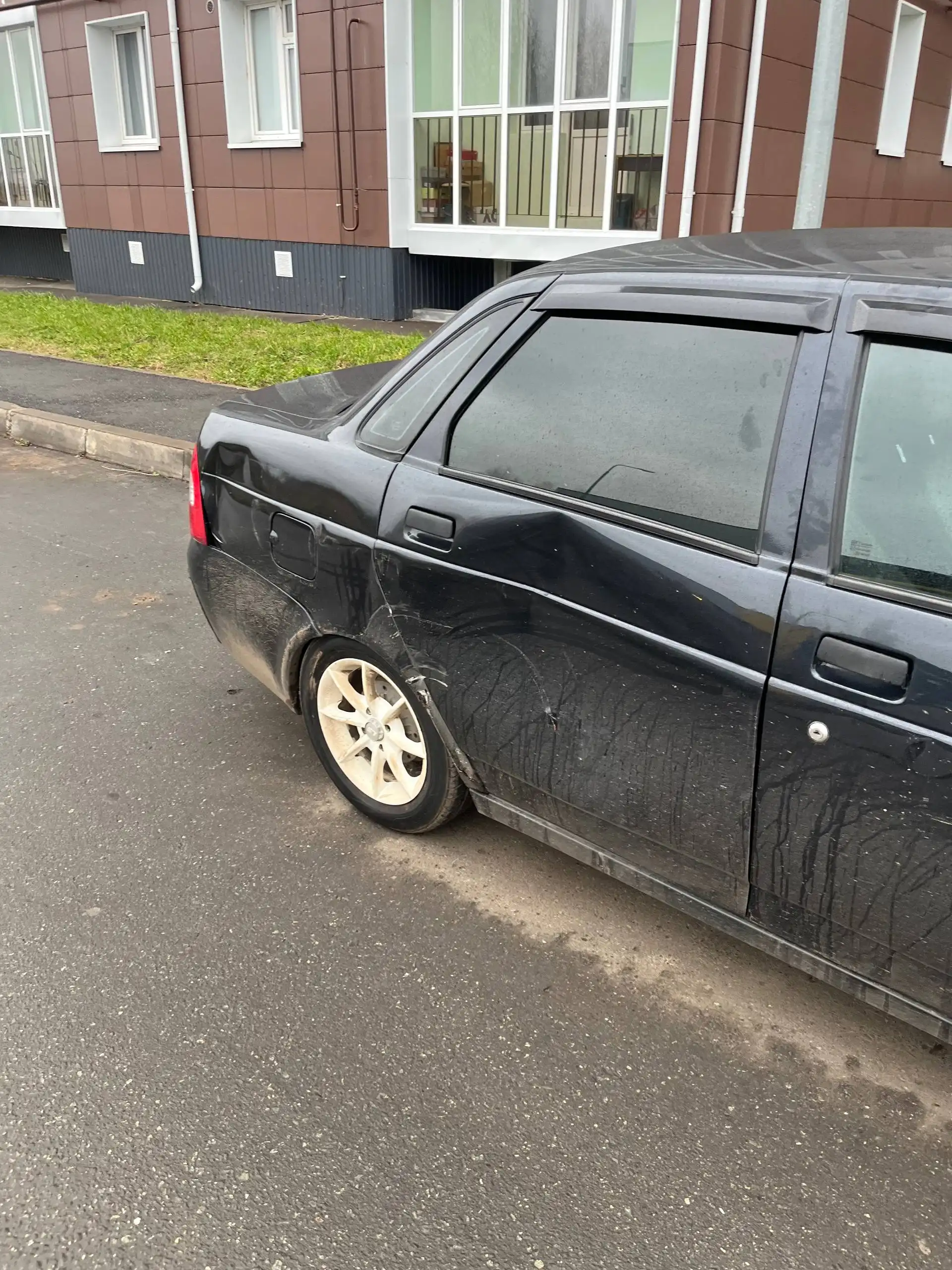 Продажа Лада Приора 2008 года после ДТП - Легковые автомобили (Авто) в Чистополь