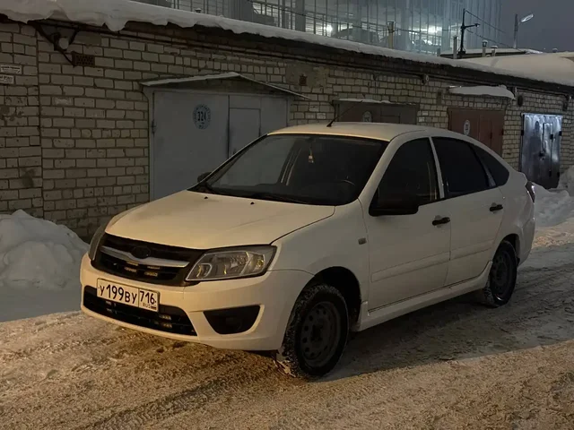 Продается LADA Granta 2015 года, лифтбэк - Авто в Казань