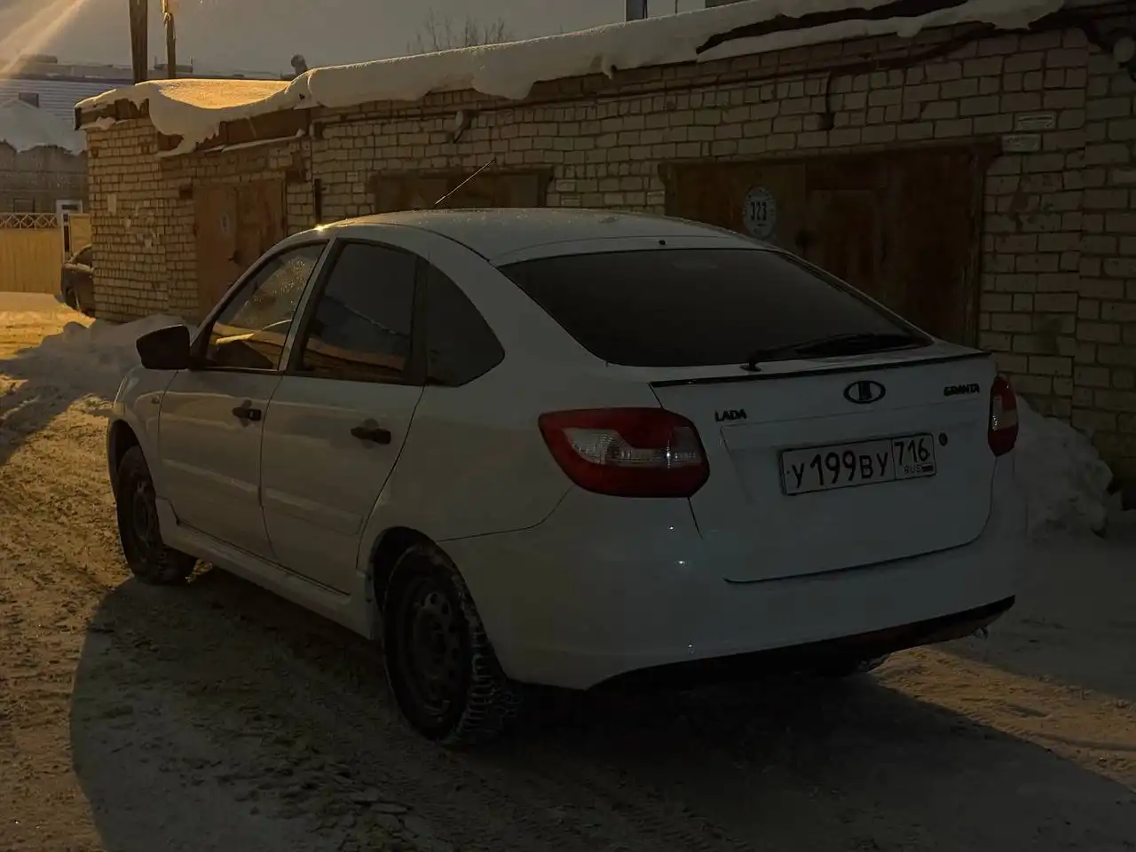 Продается LADA Granta 2015 года, лифтбэк - Легковые автомобили (Авто) в Казань