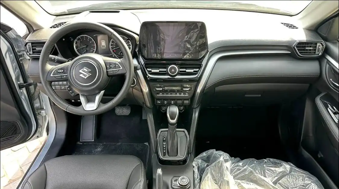 Suzuki Grand Vitara 2024 - Автомобили (Авто) в Москва