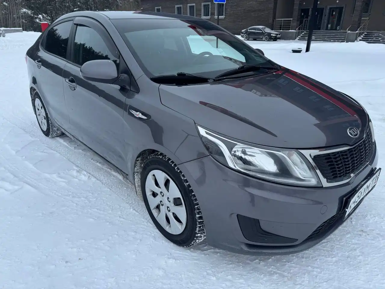 Продажа KIA RIO 2013 года с автоматом - Легковые автомобили (Авто) в Набережные Челны