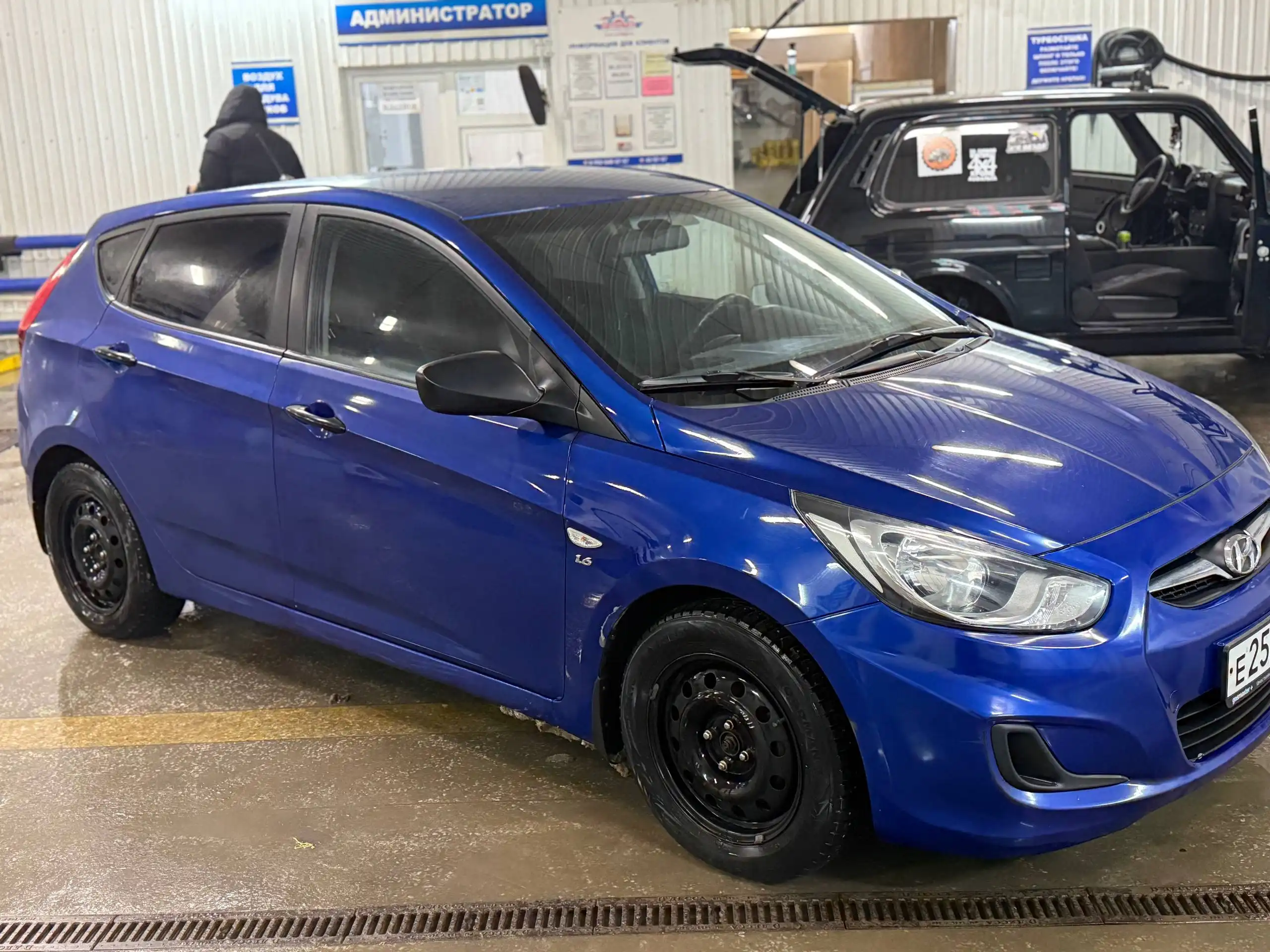 Hyundai Solaris 2013, 1.6 механика, Юр чист, без ДТП, 179000 км - Легковые автомобили (Авто) в Казань