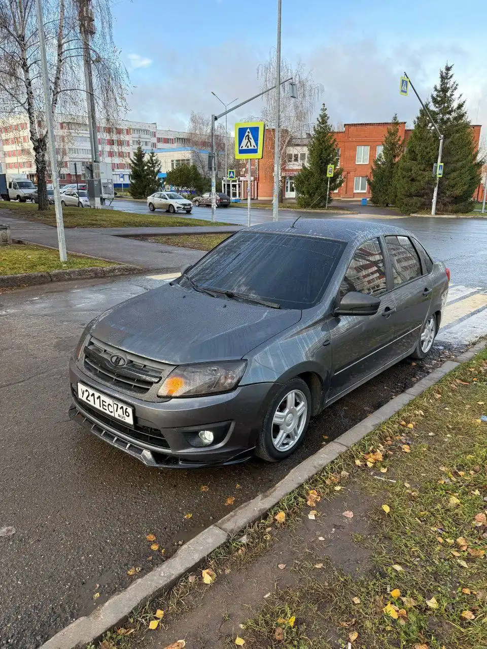 Продажа Lada Granta 2017 года - Авто в Нижнекамск