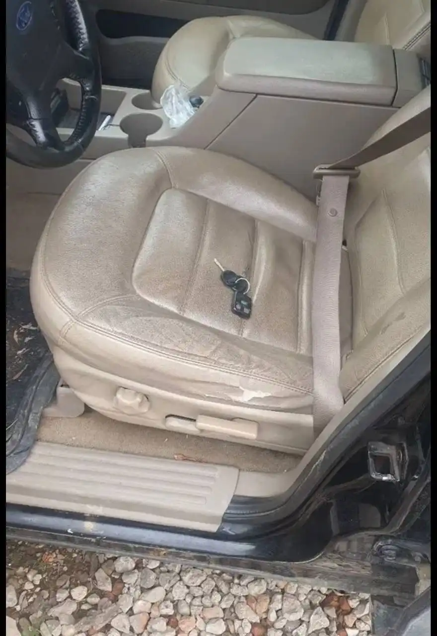 Ford Explorer 3 поколение 2003 года - Внедорожники (Авто) в Пермь