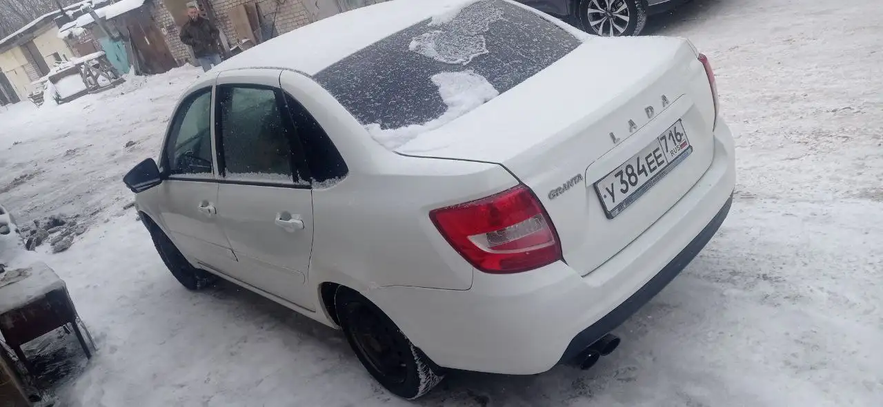 Продажа Лада Гранта 2021 года с кондиционером - Авто в Казань