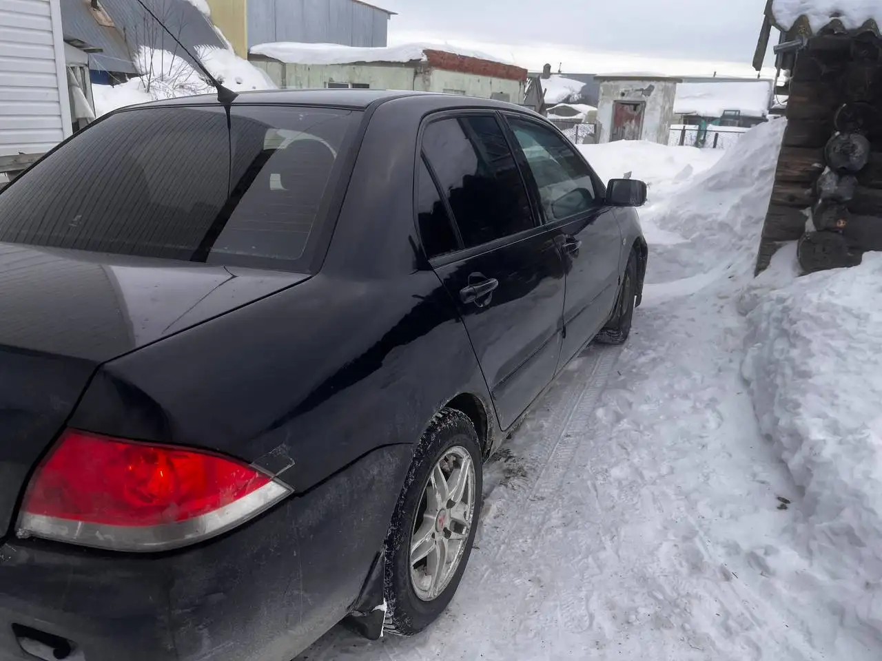 Mitsubishi Lancer 2005 года с проблемами двигателя и документами - Легковые автомобили (Авто) в Нижнекамск