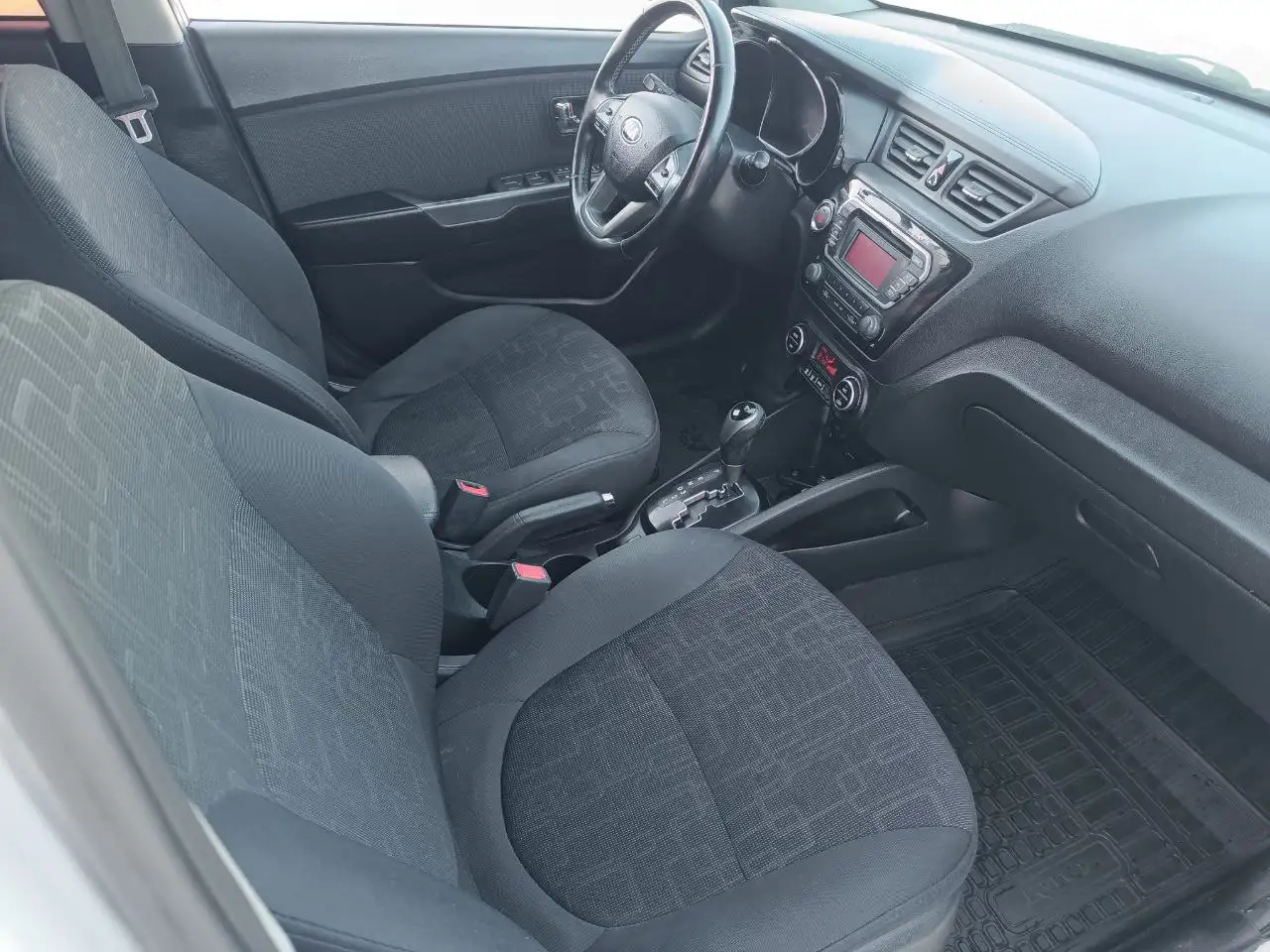 Продажа Киа Рио 2013 года в Казани - Легковые автомобили (Авто) в Казань