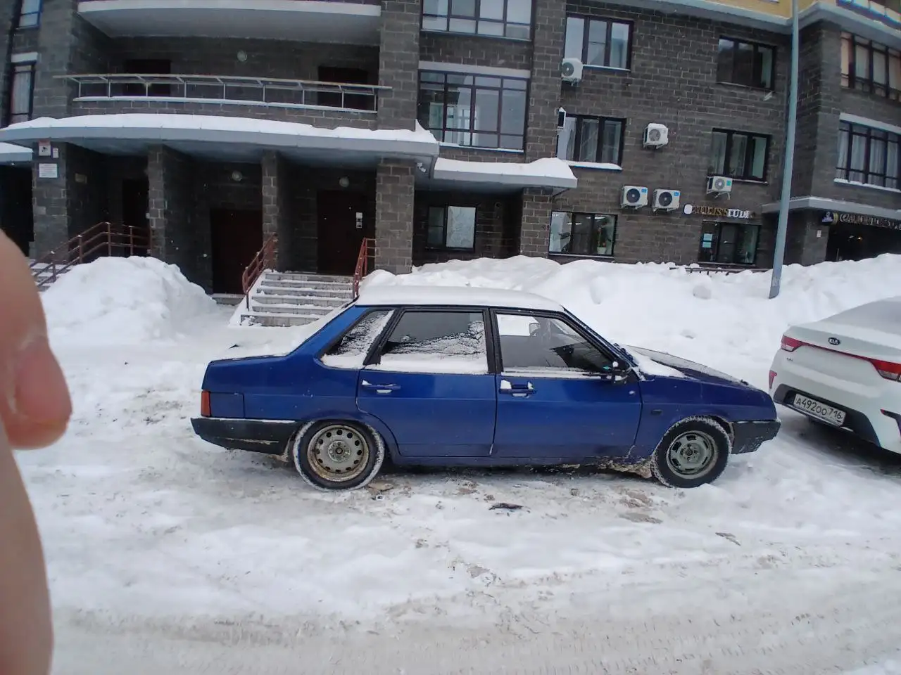 Продажа автомобиля 2002 года с инжектором - Авто в Казань