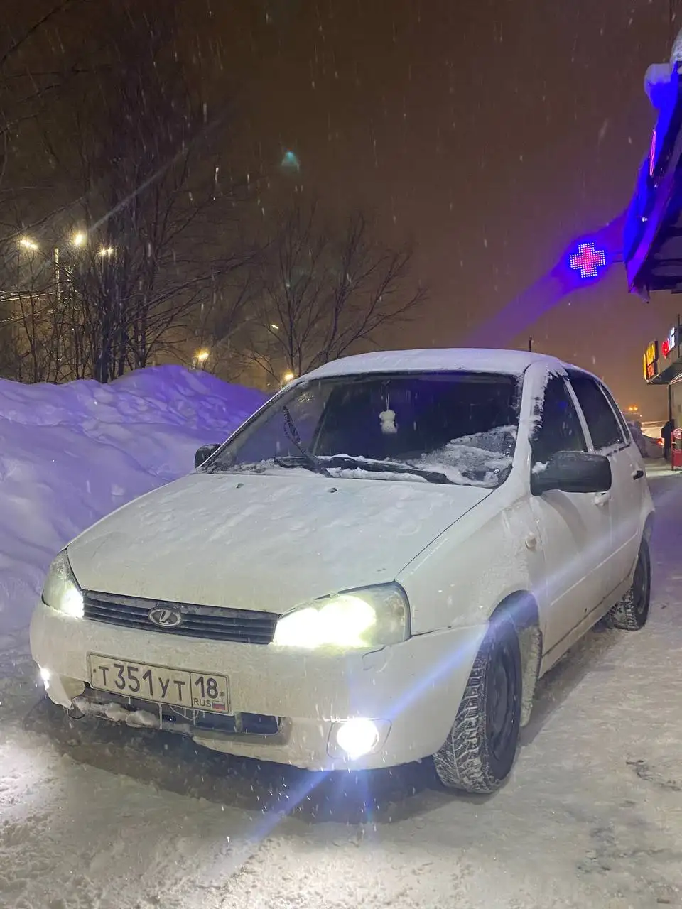 Продажа автомобиля Lada Kalina 2012 года - Легковые автомобили (Авто) в Казань