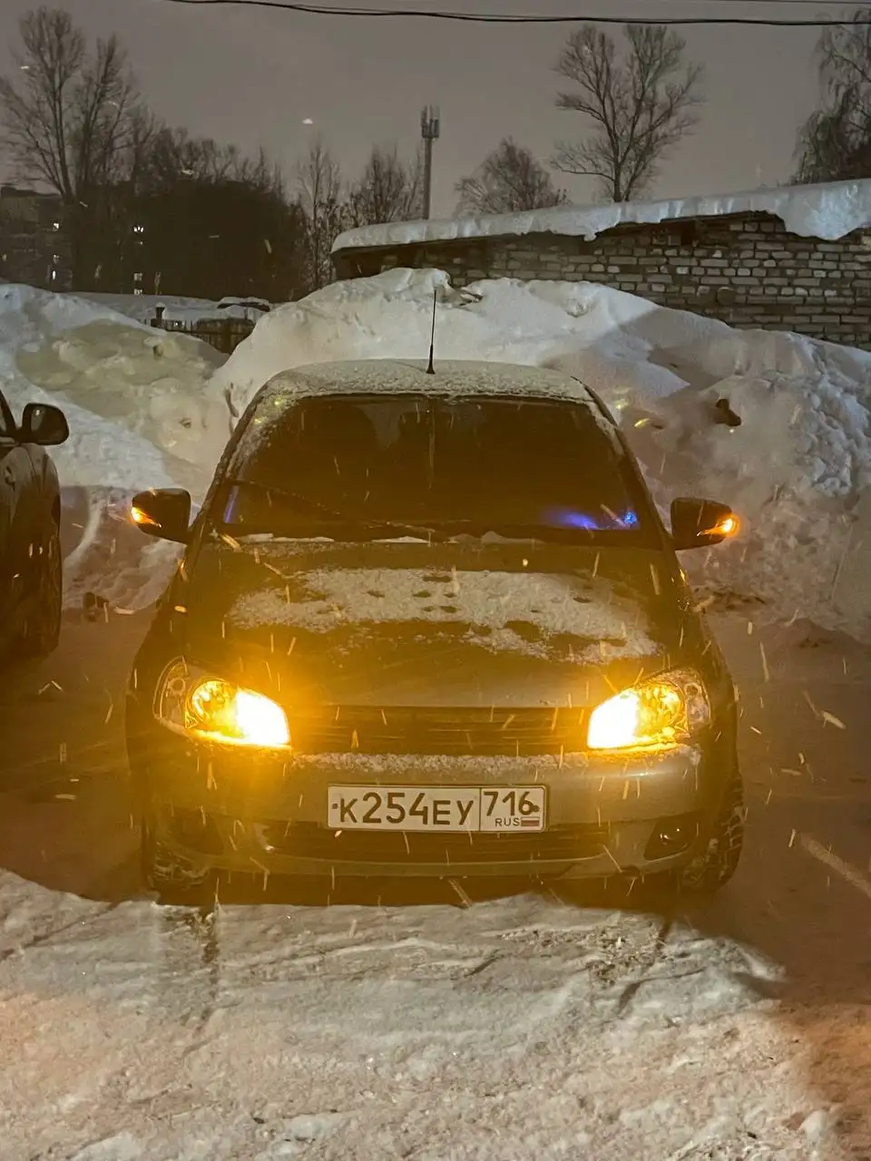 Продается Лада Калина 2011 года с пробегом 170000 км - Легковые автомобили (Авто) в Казань