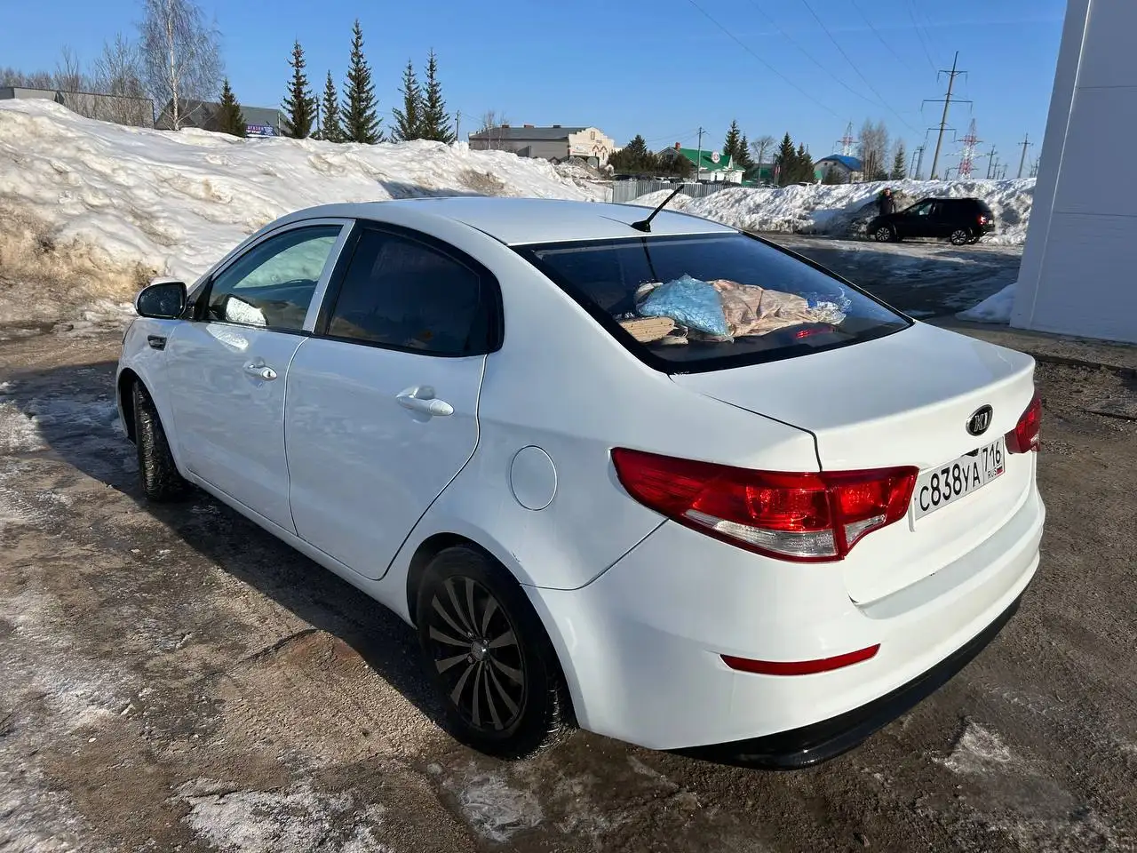 Автомобиль 2013 года с автоматом, кондиционером, подогревом руля и сидений - Авто в Казань