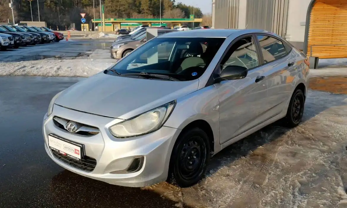 Автомат 1.4 2014 года с кондиционером - Авто в Казань