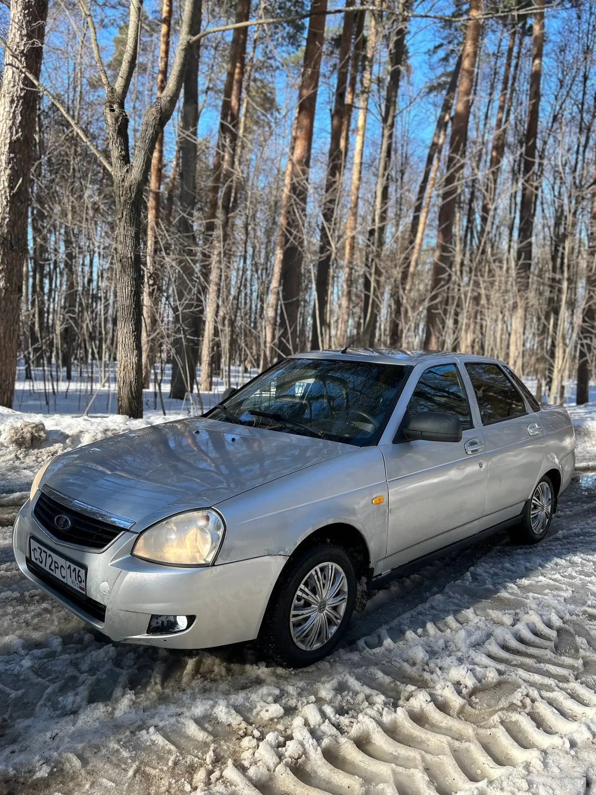 Продам Ладу Приору 2013 года выпуска - Легковые автомобили (Авто) в Нижнекамск